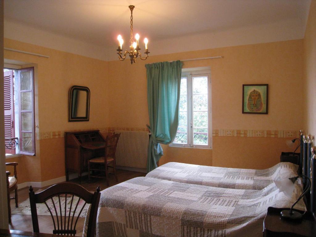 Chambres D'Hotes Closerie Du Guilhat Salies-de-Béarn Esterno foto