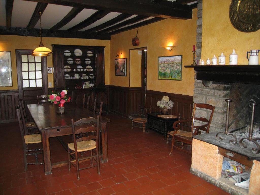 Chambres D'Hotes Closerie Du Guilhat Salies-de-Béarn Esterno foto